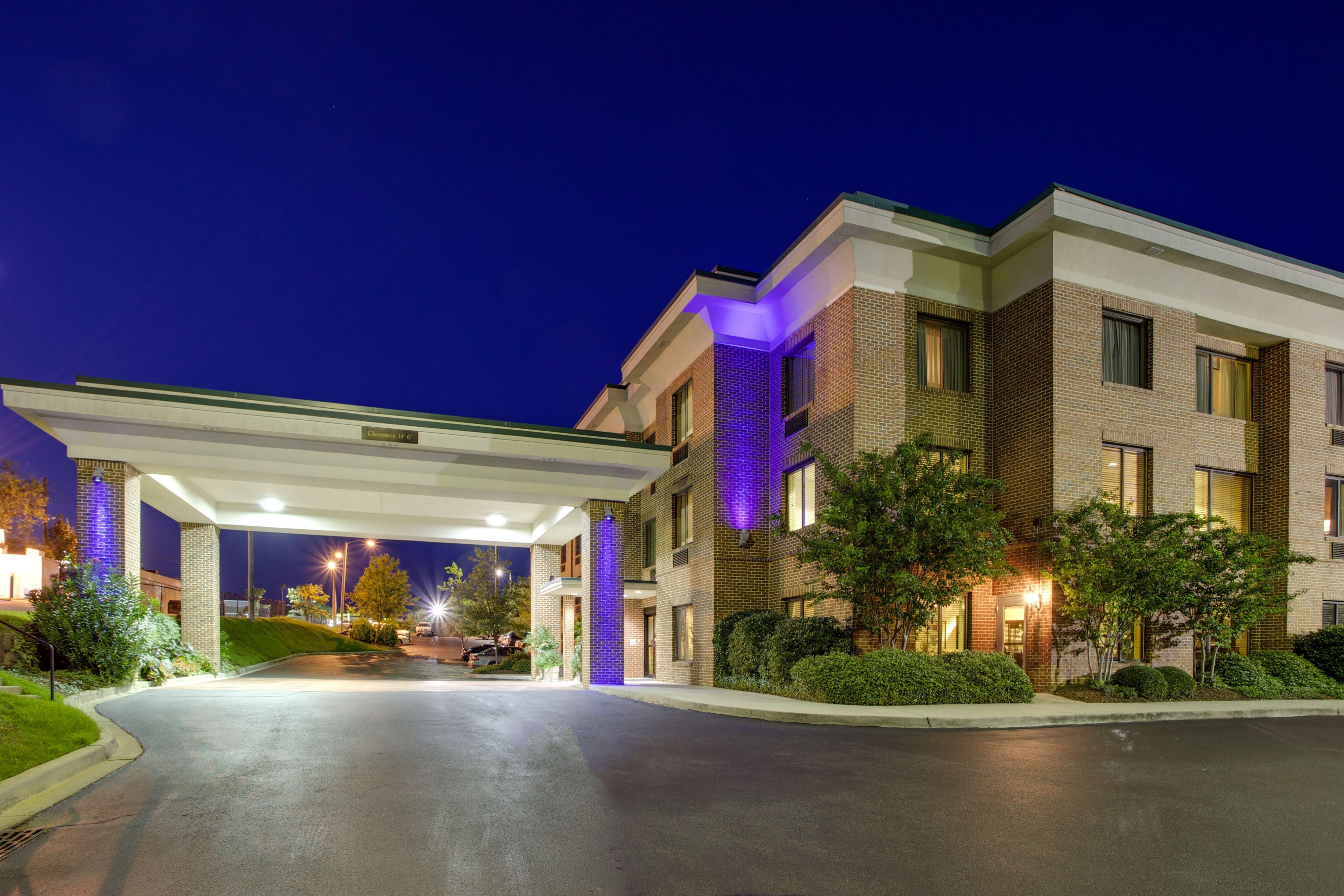 Holiday Inn Express Hotel & Suites Columbia-I-20 At Clemson Road By Ihg Eksteriør billede