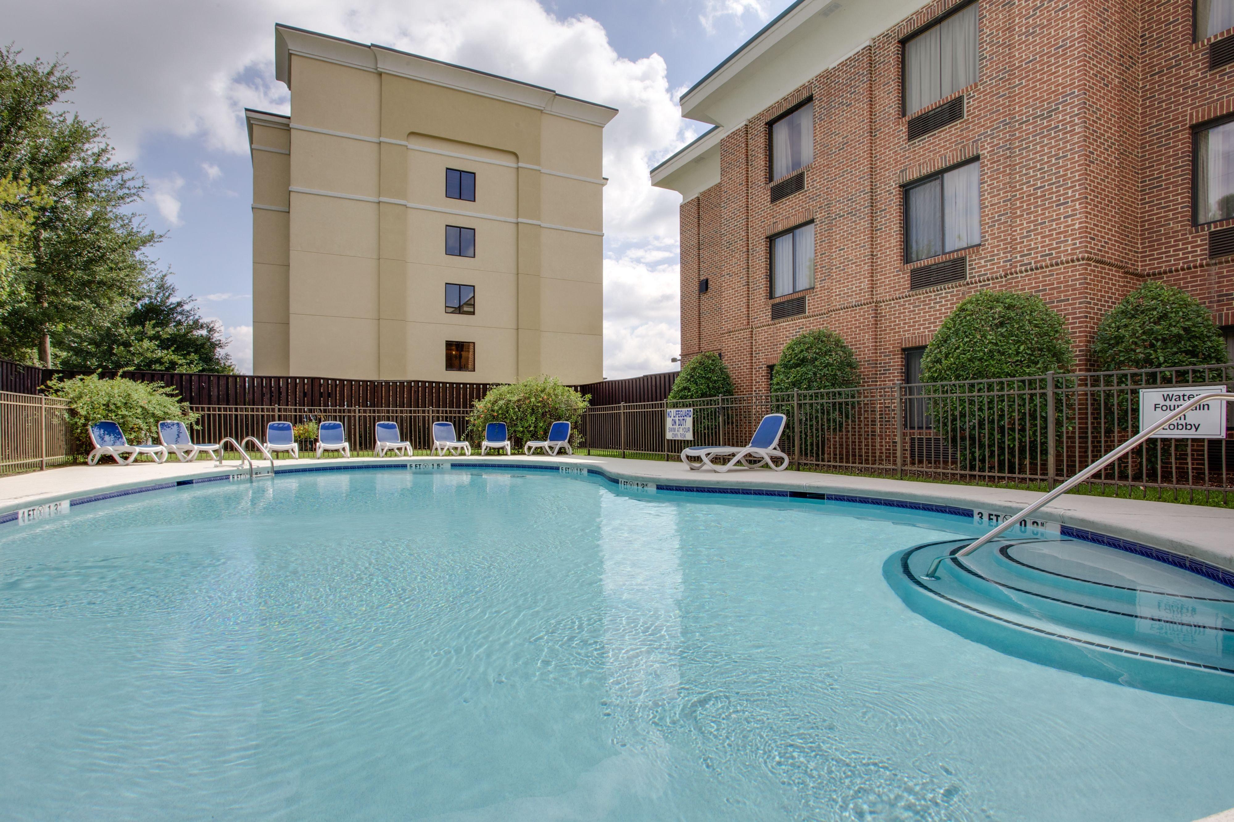 Holiday Inn Express Hotel & Suites Columbia-I-20 At Clemson Road By Ihg Eksteriør billede