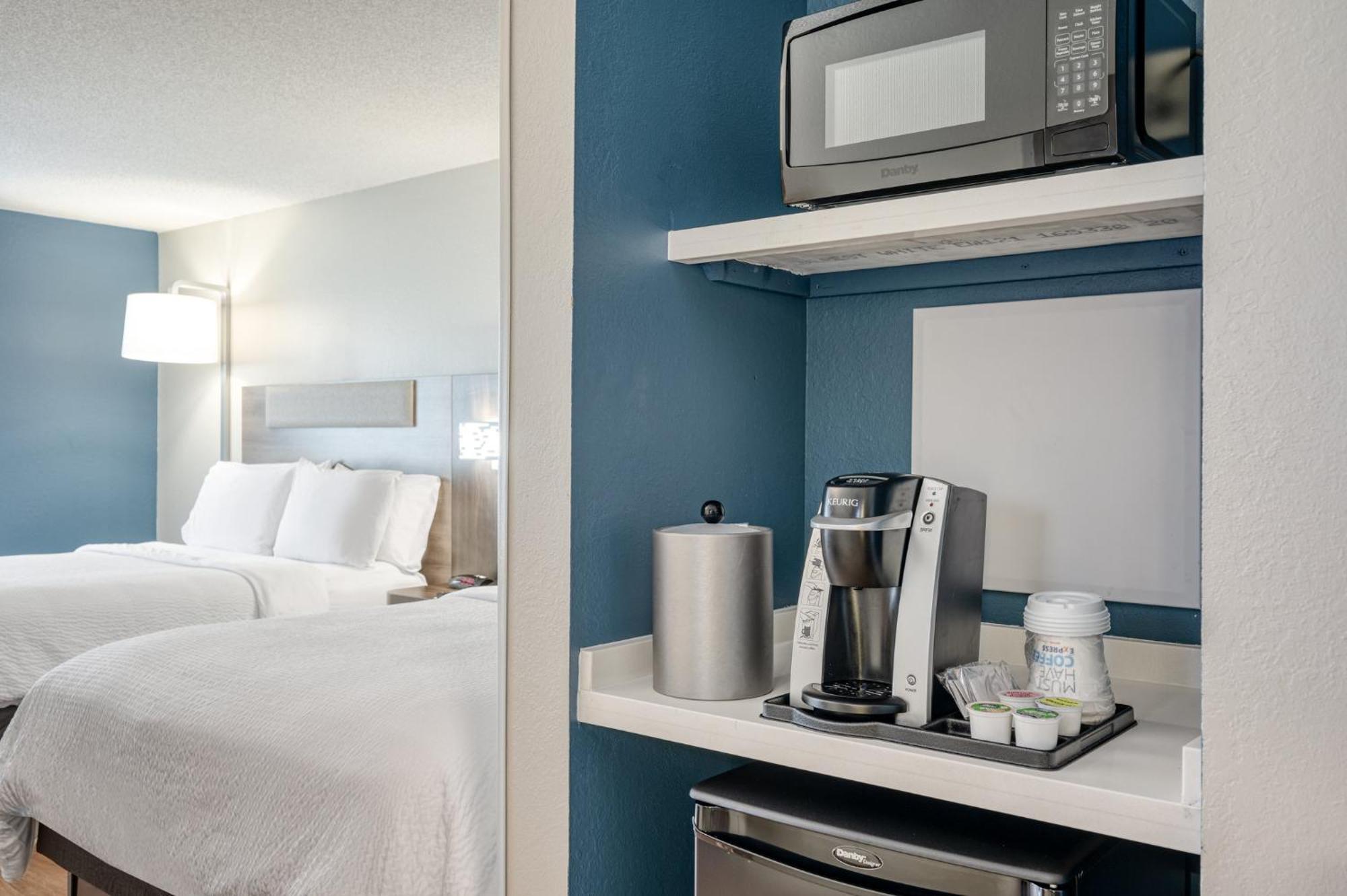 Holiday Inn Express Hotel & Suites Columbia-I-20 At Clemson Road By Ihg Eksteriør billede