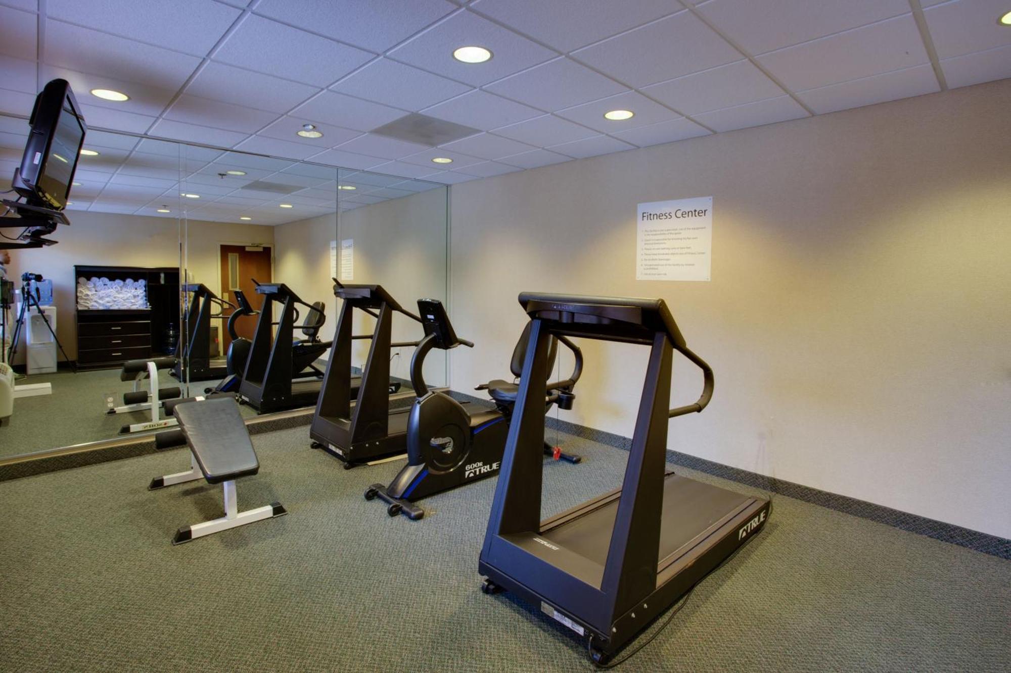 Holiday Inn Express Hotel & Suites Columbia-I-20 At Clemson Road By Ihg Eksteriør billede