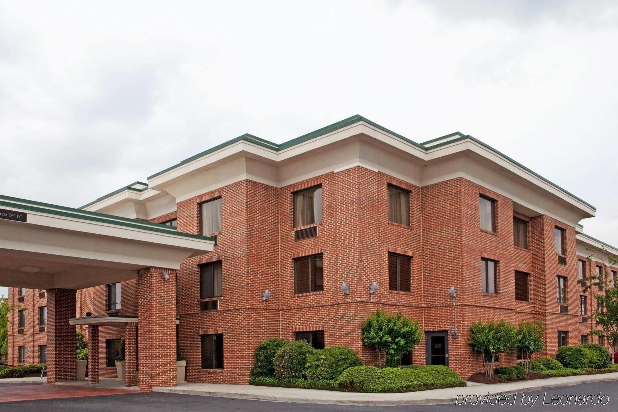 Holiday Inn Express Hotel & Suites Columbia-I-20 At Clemson Road By Ihg Eksteriør billede