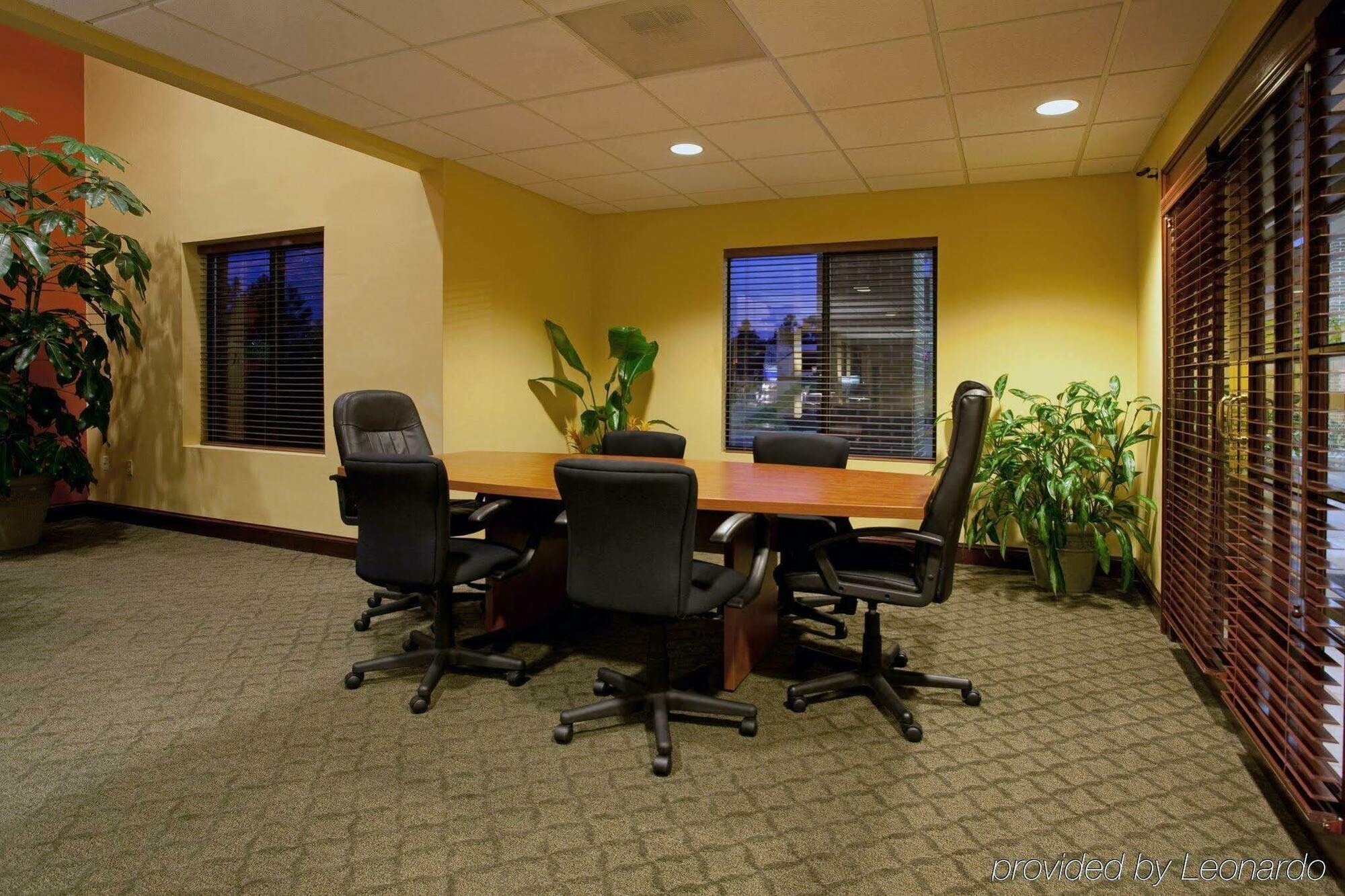 Holiday Inn Express Hotel & Suites Columbia-I-20 At Clemson Road By Ihg Eksteriør billede