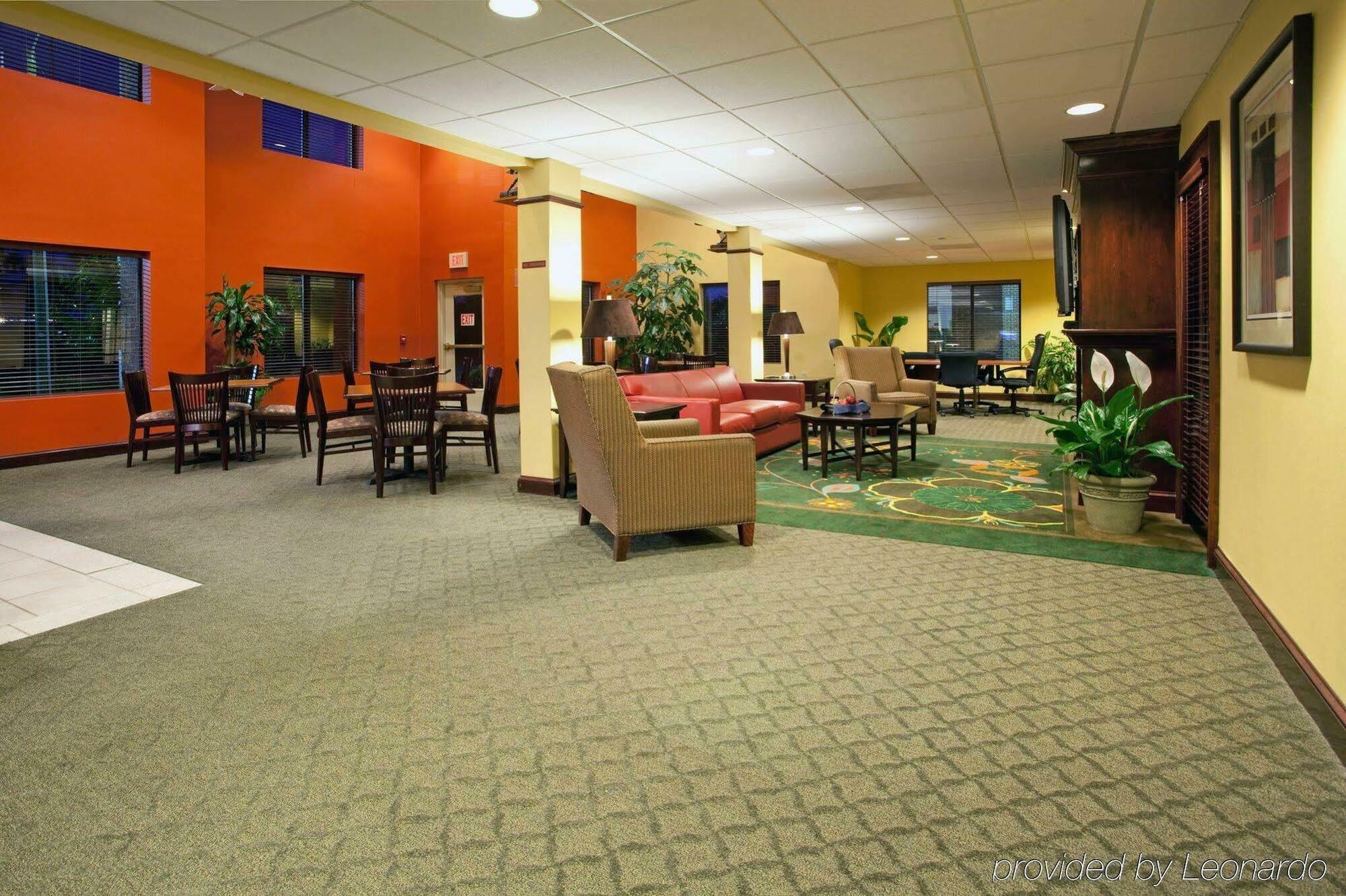 Holiday Inn Express Hotel & Suites Columbia-I-20 At Clemson Road By Ihg Eksteriør billede